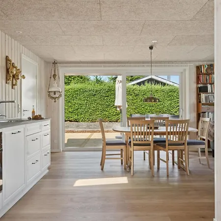 Semesterbostad Enrica - 250m From The Sea By Interhome Børkop
